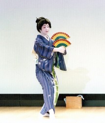 「独楽」素踊